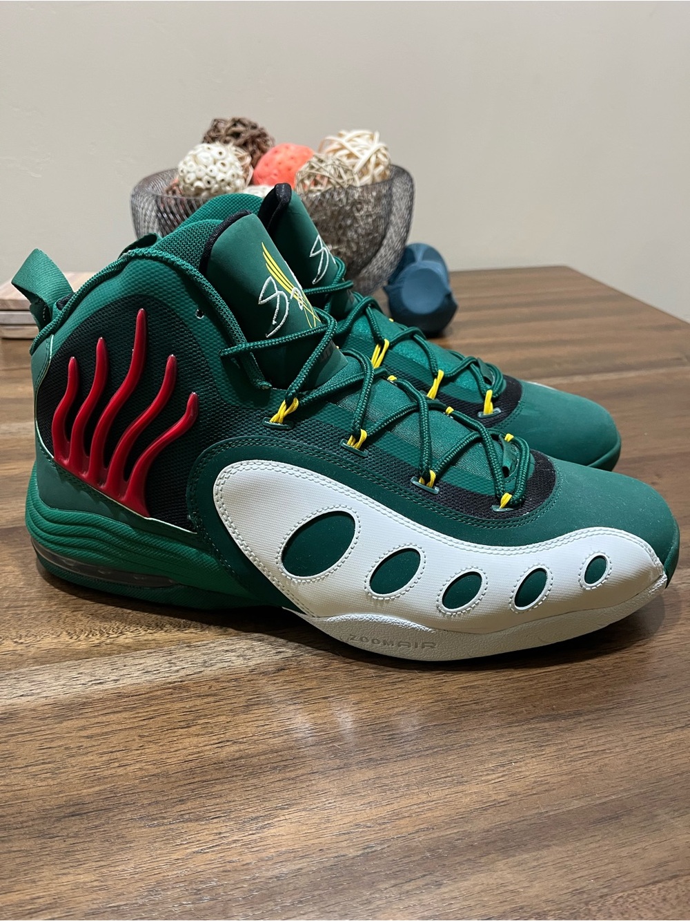 Nike Air Zoom Sonic Flight Gary Payton Seattle SuperSonics Colorway Green SZ 13 - Picture 3 of 10